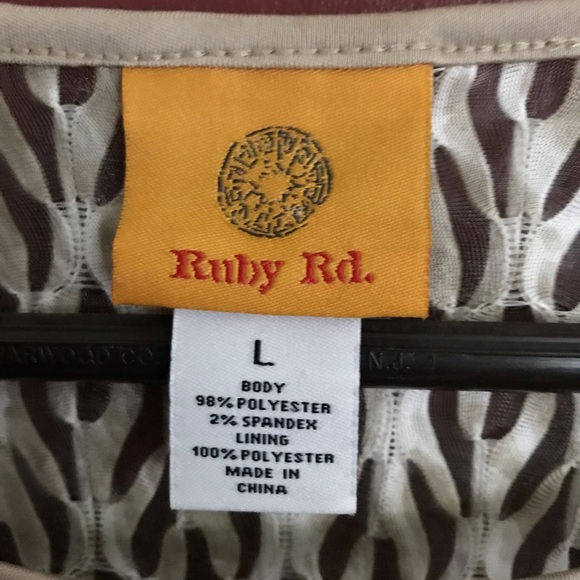 Ruby Rd beige Top 2pc connected - Picture 2 of 7